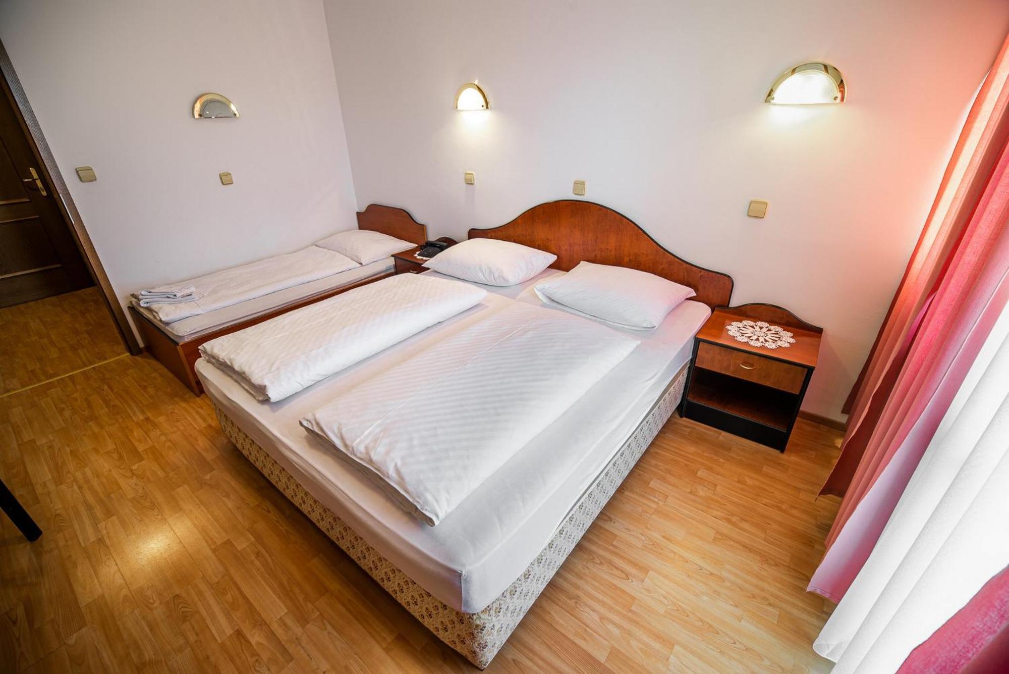 Guesthouse Leski Dvor レスツェ 部屋 写真