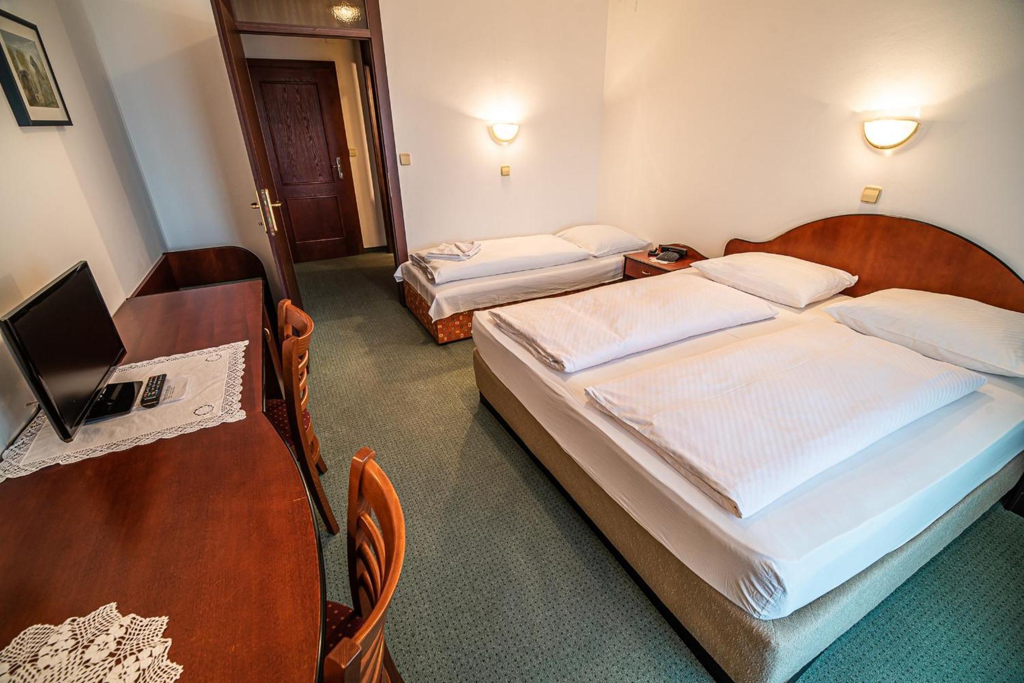 Guesthouse Leski Dvor レスツェ 部屋 写真